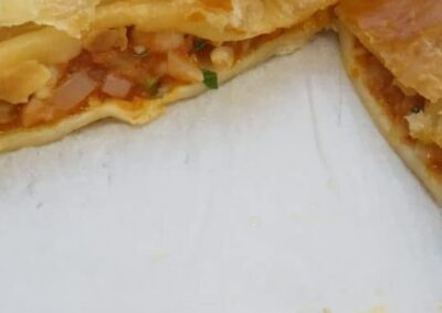 Pinto bean ragout pie