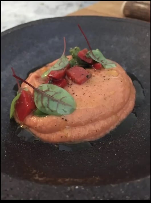 Salmorejo-alubias-frambuesas