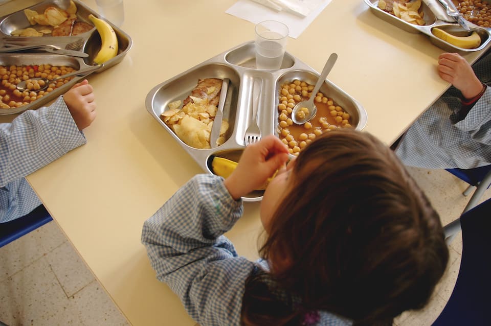 school-canteen-web